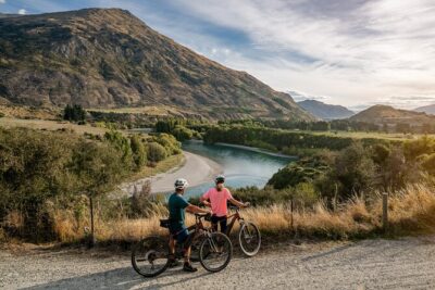 Arrowtown to Queenstown Full-Day Bike Adventure - Arrowtown morning: coffee, history vibes, and a good warm-up