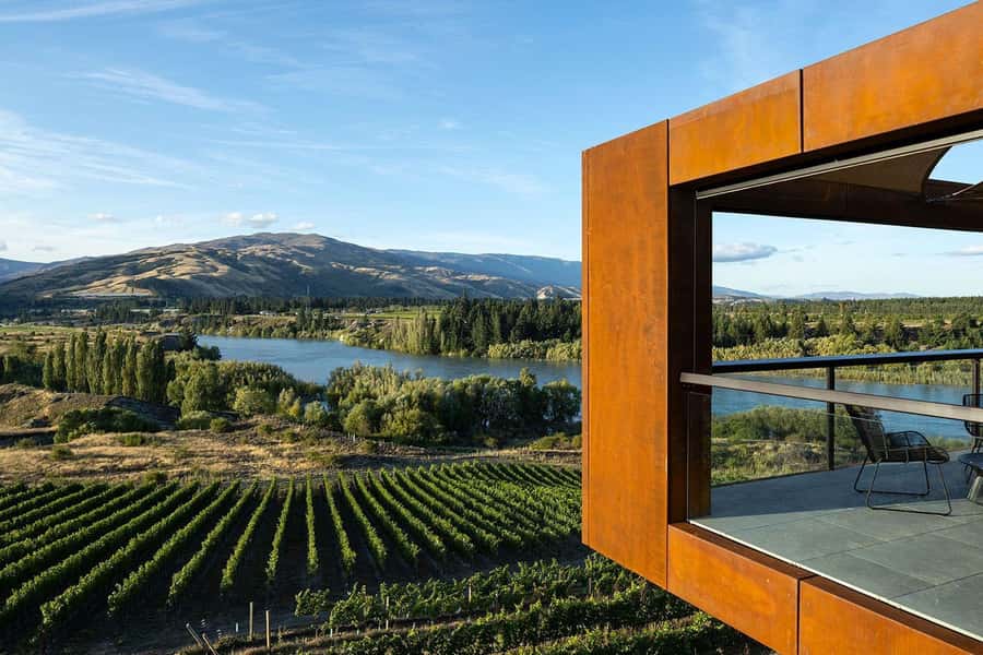 Queenstown: Premium Full-Day Central Otago Wine Tasting Tour - Pickup on Camp Street, Then the Real Wine Pace