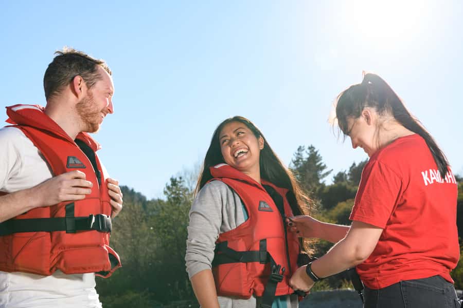 Queenstown: Shotover River Extreme Jet Boat Experience - What to wear: cold wind matters more than you think