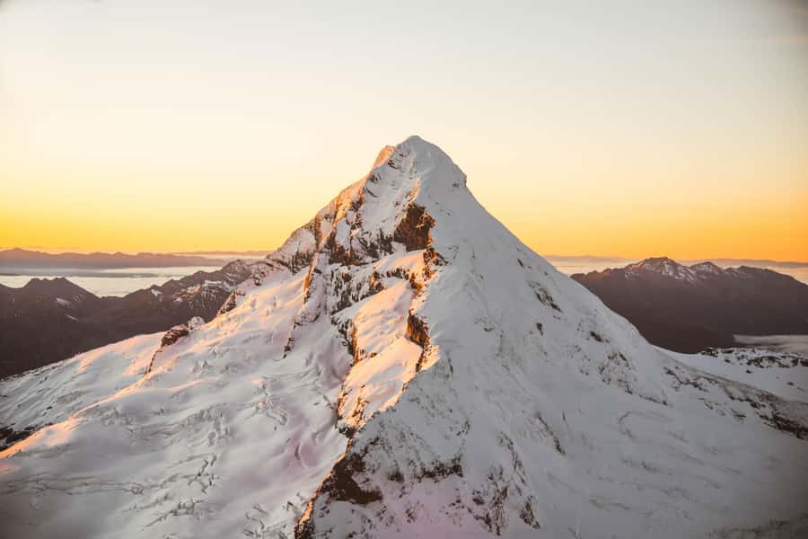 Queenstown: Sunrise Glacier Scenic Flight - What the 2-hour experience really feels like