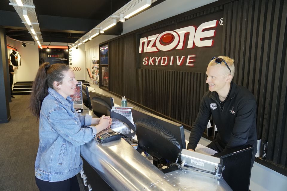 Queenstown: Tandem Skydive Experience - Time, weather, and why your schedule might shift